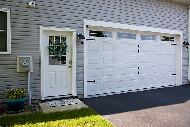 24/7 Emergency Garage Door Roller Replacement experts in North Middletown, NJ